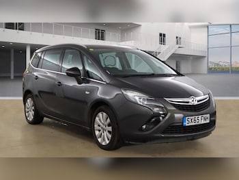 2015 (65) - 1.4T Tech Line 5dr