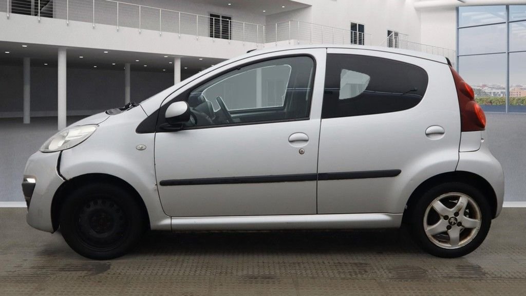 Used Peugeot 107 2012 for sale - 76527199: Photo 5