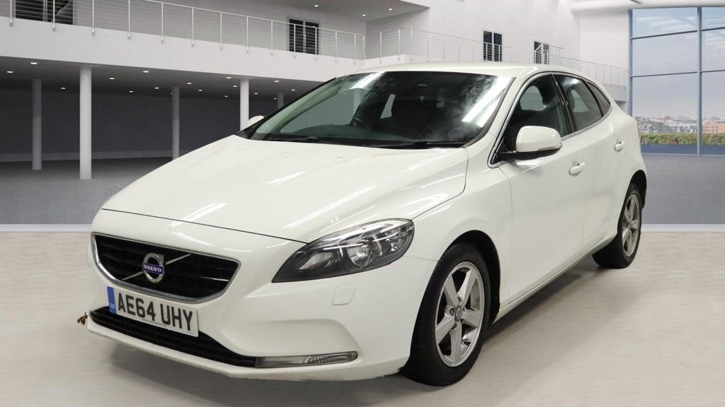 Used Volvo V40 2014 for sale - 77188747: Photo 2
