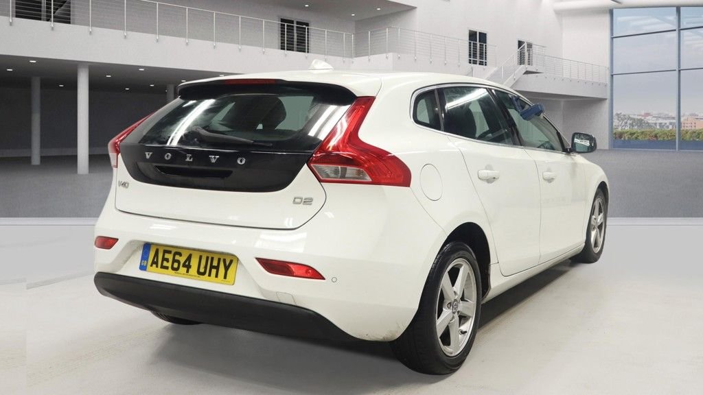 Used Volvo V40 2014 for sale - 77188747: Photo 4