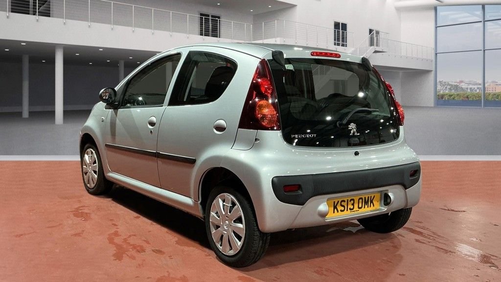 Used Peugeot 107 2013 for sale - 76430226: Photo 4