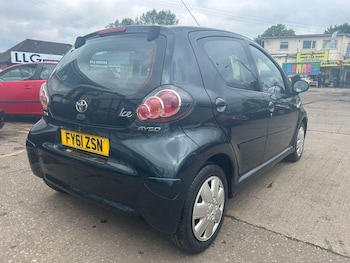 Used Toyota AYGO 2011 for sale - 75566839: Photo