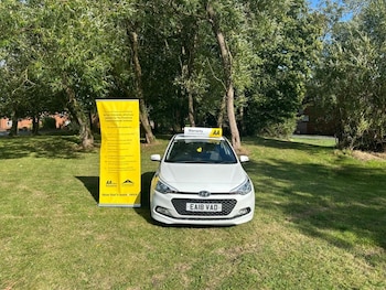 Hyundai - i20