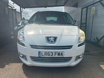 2013 (63) - 1.6 THP Allure Euro 5 5dr