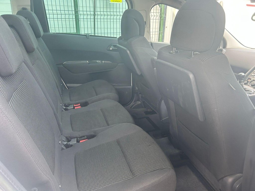 Used Peugeot 5008 2013 for sale - 77341289: Photo 11