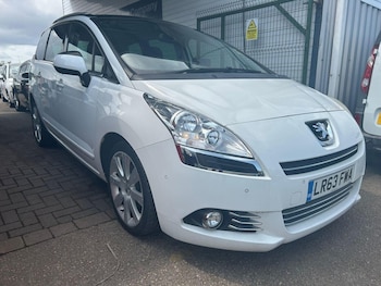 Used Peugeot 5008 2013 for sale - 77341289: Photo