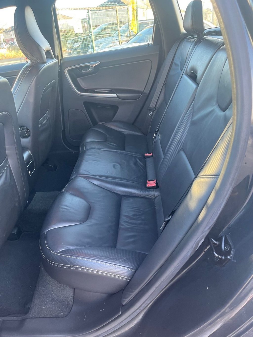 Used Volvo XC60 2013 for sale - 77672770: Photo 15