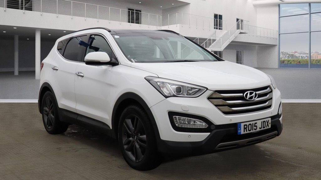 Used Hyundai Santa Fe 2015 for sale - 76535821: Photo 1