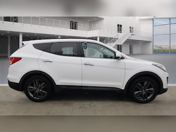 Used Hyundai Santa Fe 2015 for sale - 76535821: Photo