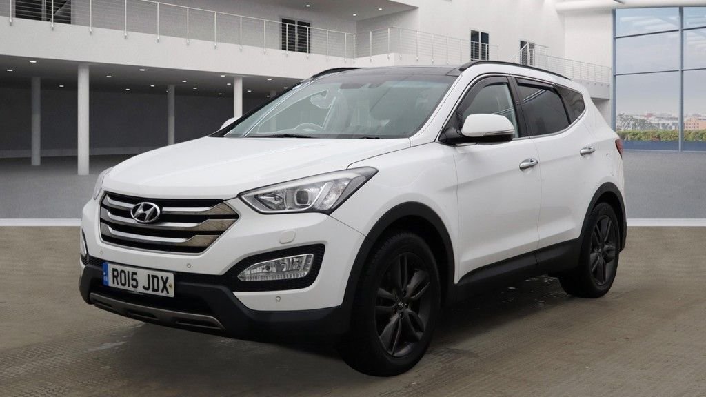 Used Hyundai Santa Fe 2015 for sale - 76535821: Photo 6