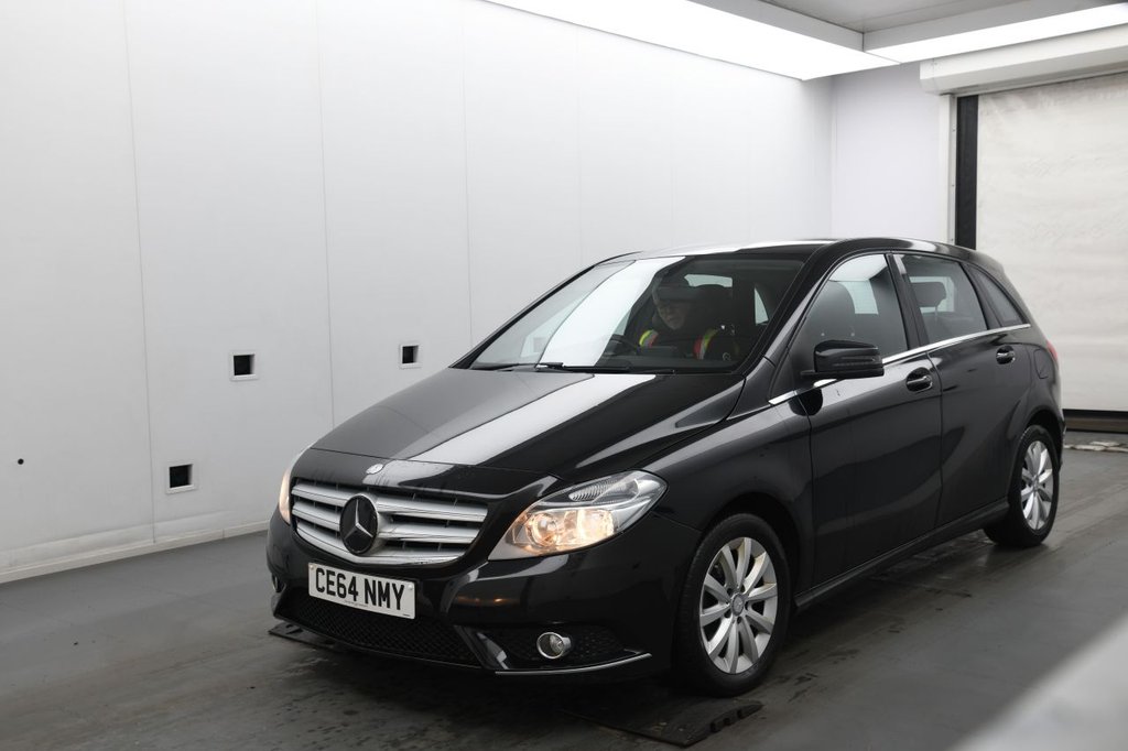 Used Mercedes-Benz B Class 2014 for sale - 77608850: Photo 2