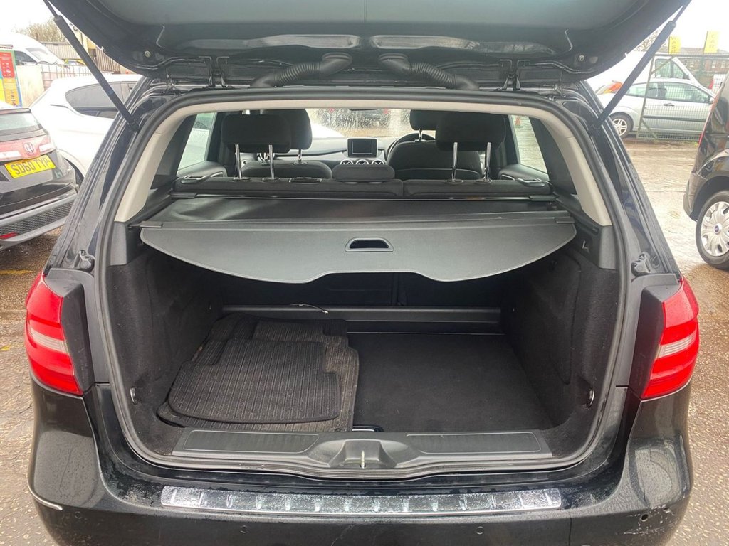 Used Mercedes-Benz B Class 2014 for sale - 77608850: Photo 8
