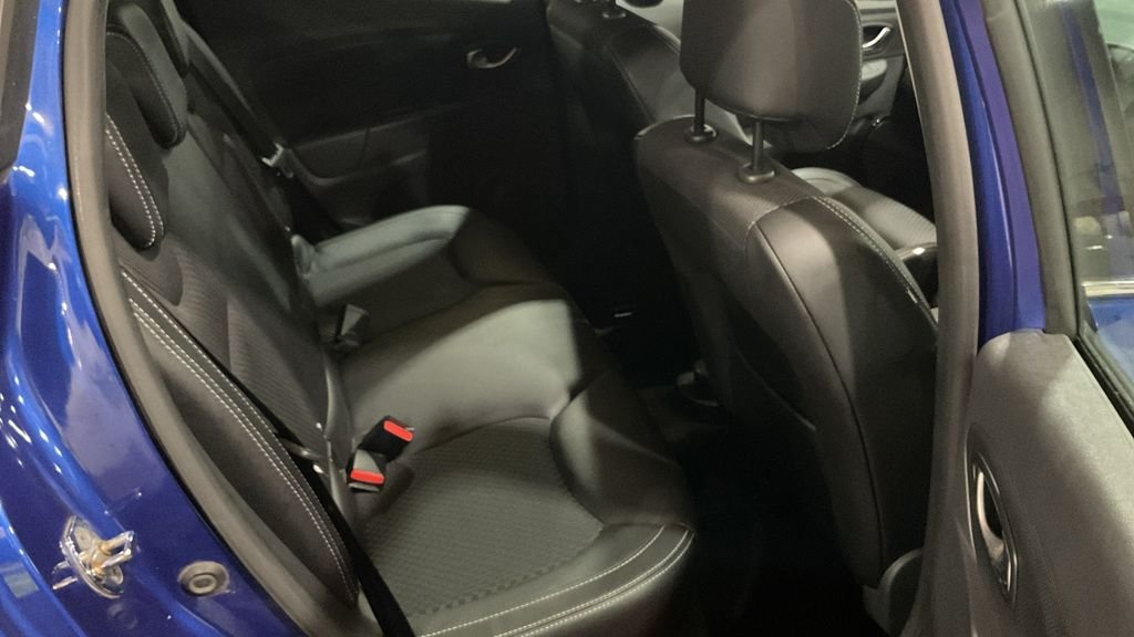 Used Renault Clio 2017 for sale - 76535894: Photo 8