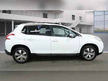 Used Peugeot 2008 2014 for sale - 77976274: Photo
