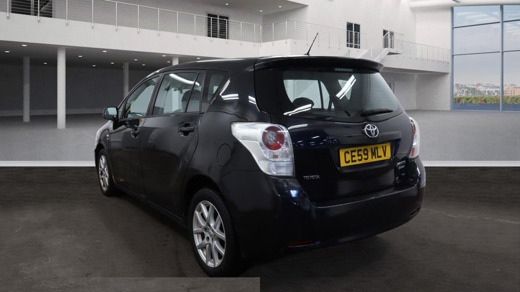 Used Toyota Verso 2009 for sale - 77014378: Photo 4