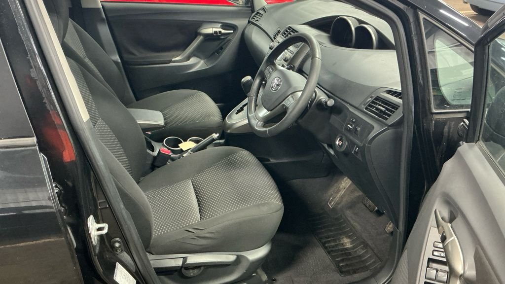 Used Toyota Verso 2009 for sale - 77014378: Photo 8