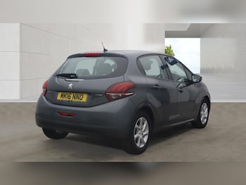 Used Peugeot 208 2016 for sale - 79438307: Photo
