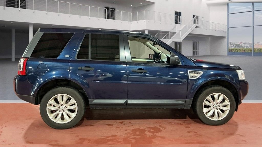 Used Land Rover Freelander 2 2011 for sale - 77053632: Photo 2