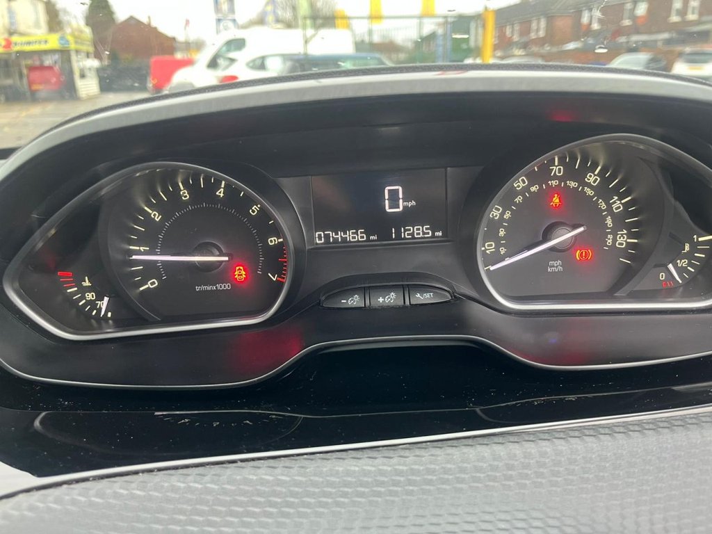 Used Peugeot 208 2017 for sale - 76604841: Photo 12