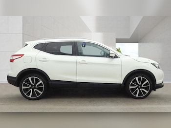 Used Nissan Qashqai 2015 for sale - 78839564: Photo