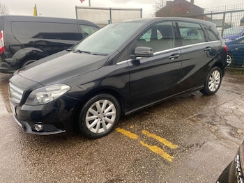 Used Mercedes-Benz B Class 2014 for sale - 79334267: Photo