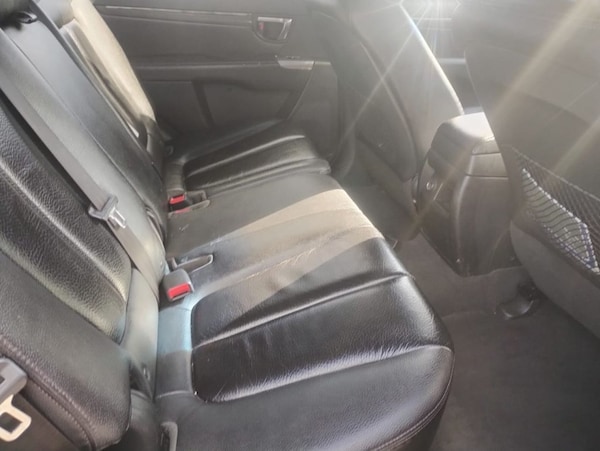 Used Hyundai Santa Fe 2011 for sale - 75735423: Photo 10