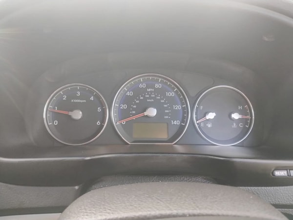 Used Hyundai Santa Fe 2011 for sale - 75735423: Photo 14