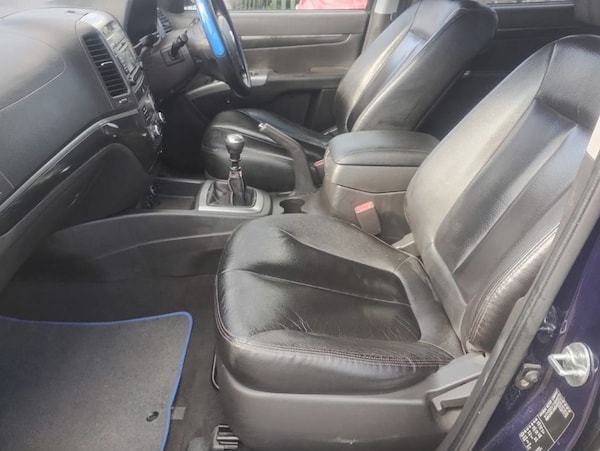 Used Hyundai Santa Fe 2011 for sale - 75735423: Photo 9
