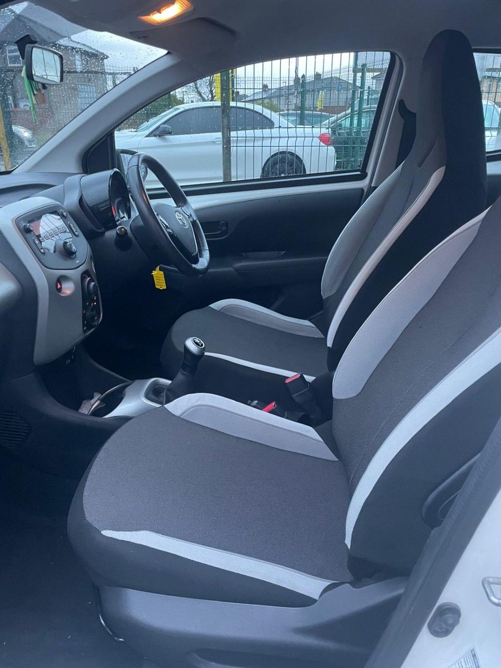 Used Toyota AYGO 2014 for sale - 76286163: Photo 12