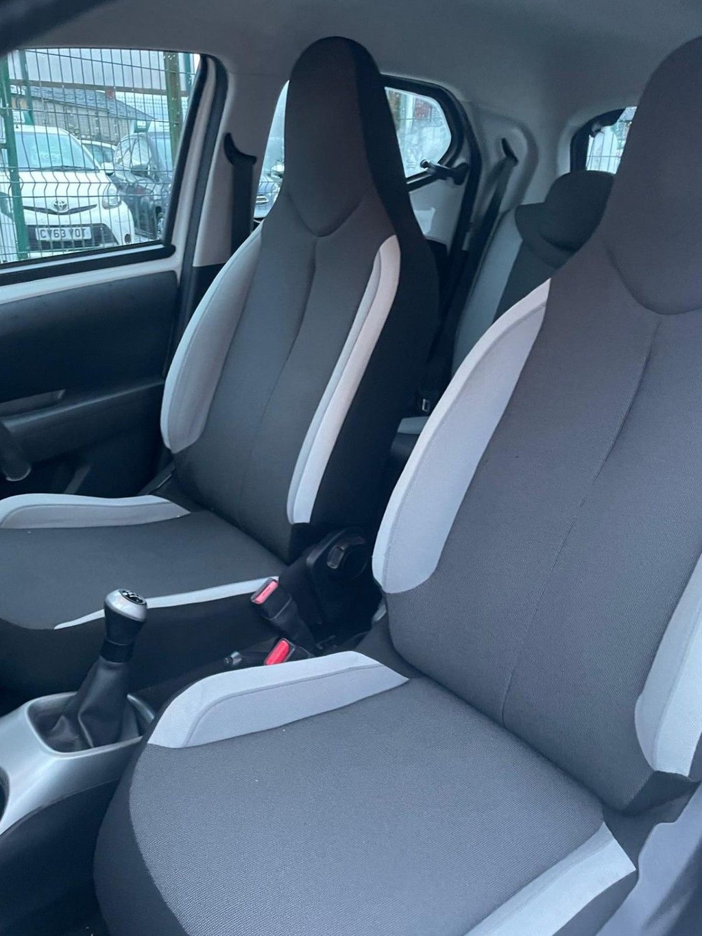 Used Toyota AYGO 2014 for sale - 76286163: Photo 13