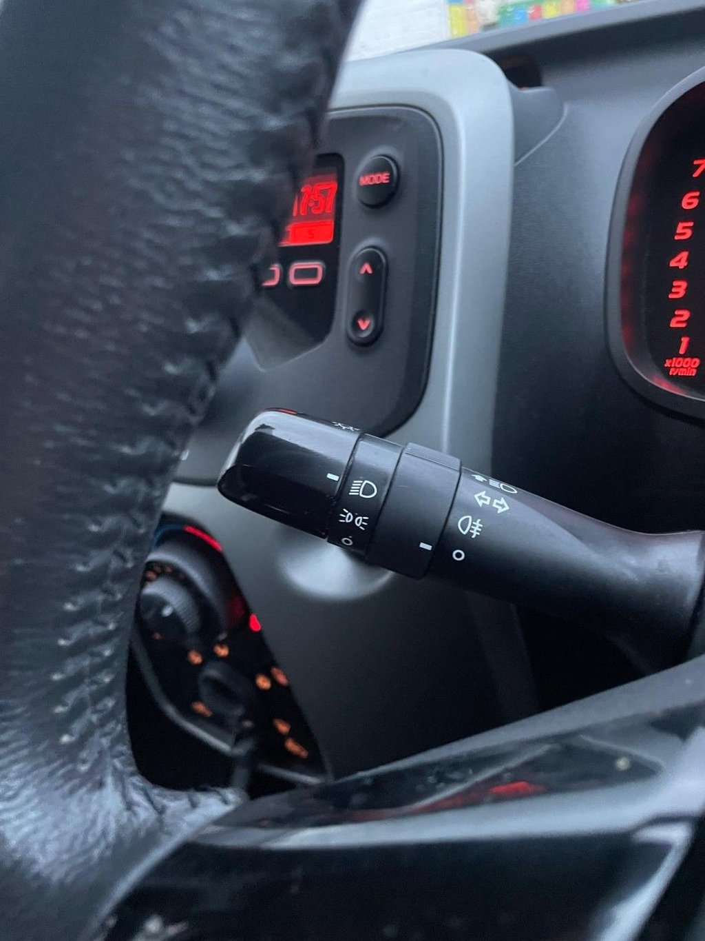 Used Toyota AYGO 2014 for sale - 76286163: Photo 19