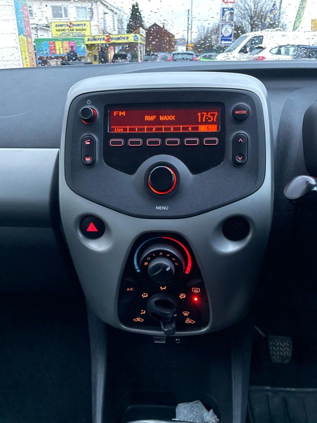 Used Toyota AYGO 2014 for sale - 76286163: Photo 22