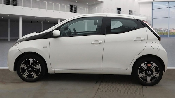 Used Toyota AYGO 2014 for sale - 76286163: Photo 5
