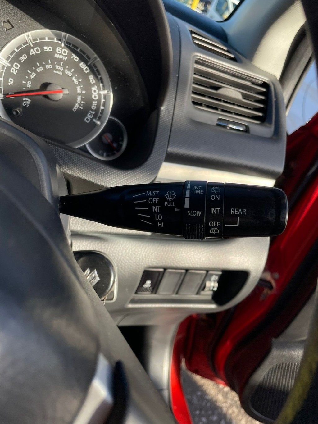 Used Suzuki Swift 2011 for sale - 76570414: Photo 16