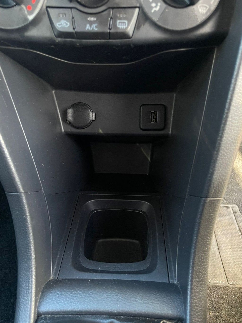 Used Suzuki Swift 2011 for sale - 76570414: Photo 19