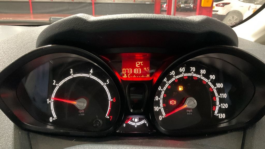 Used Ford Fiesta 2012 for sale - 76536057: Photo 7