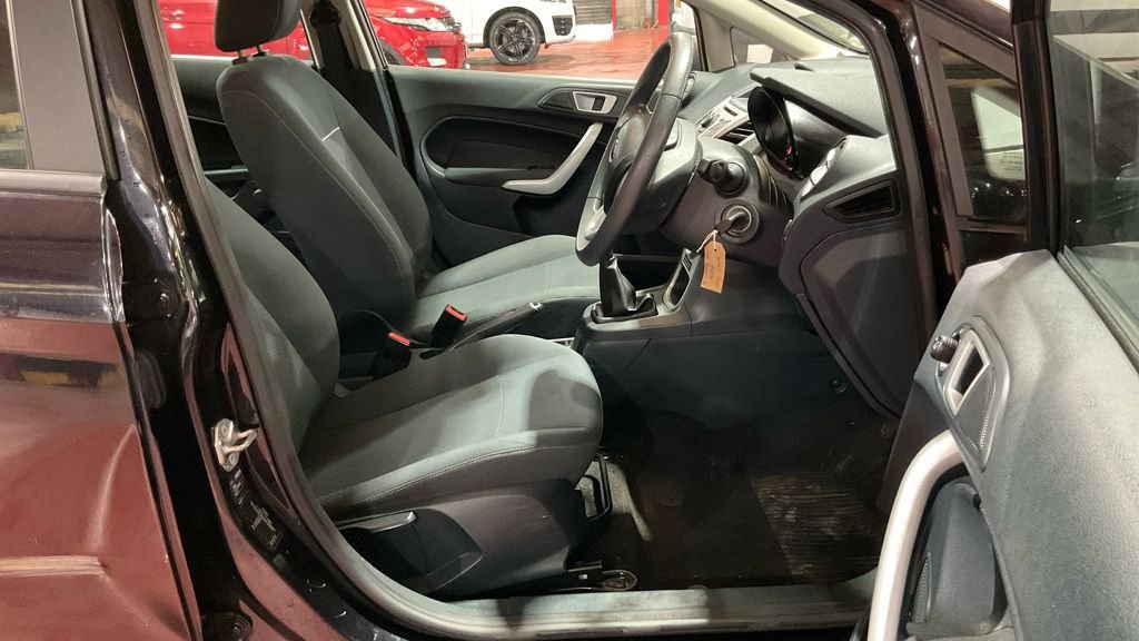 Used Ford Fiesta 2012 for sale - 76536057: Photo 9