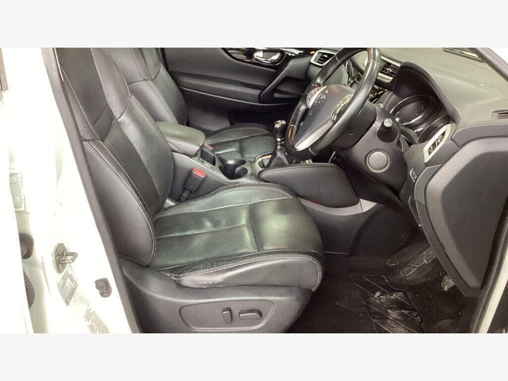 Used Nissan Qashqai 2014 for sale - 77719708: Photo 9