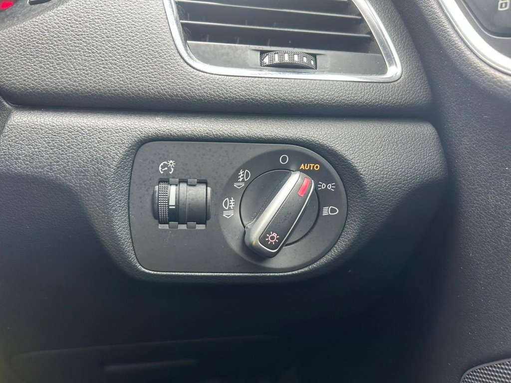 Used Audi Q3 2012 for sale - 77655493: Photo 18