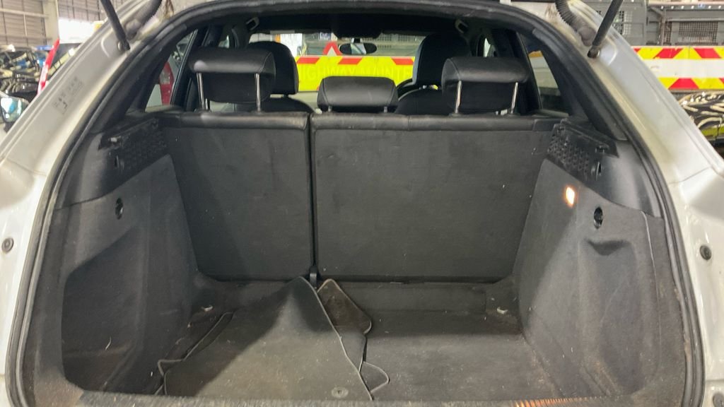 Used Audi Q3 2012 for sale - 77655493: Photo 7