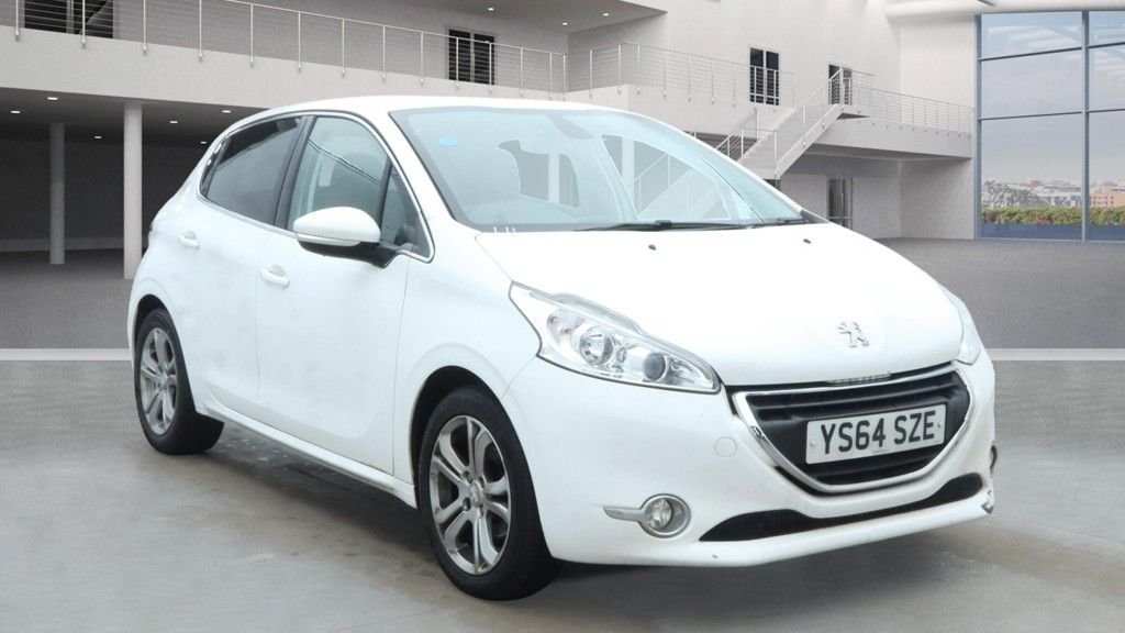 Used Peugeot 208 2015 for sale - 76739895: Photo 1