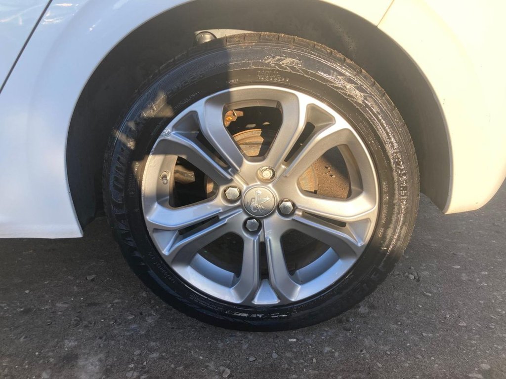 Used Peugeot 208 2015 for sale - 76739895: Photo 18