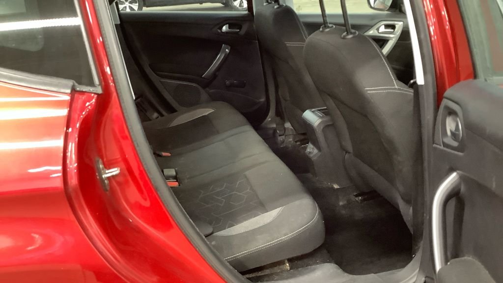 Used Peugeot 2008 2018 for sale - 78181685: Photo 8