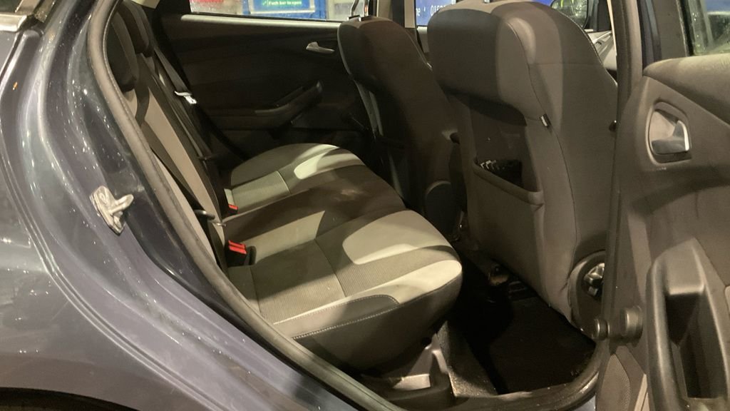 Used Ford Focus 2013 for sale - 76535880: Photo 10