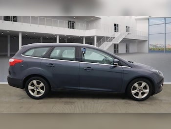 Used Ford Focus 2013 for sale - 76535880: Photo