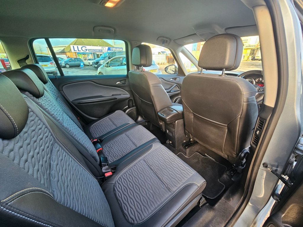 Used Vauxhall Zafira Tourer 2013 for sale - 76867655: Photo 10