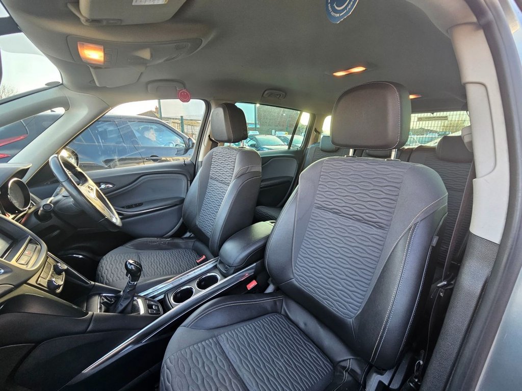 Used Vauxhall Zafira Tourer 2013 for sale - 76867655: Photo 15