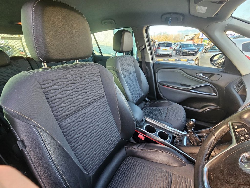 Used Vauxhall Zafira Tourer 2013 for sale - 76867655: Photo 18