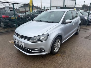 Used Volkswagen Polo 2016 for sale - 79643696: Photo