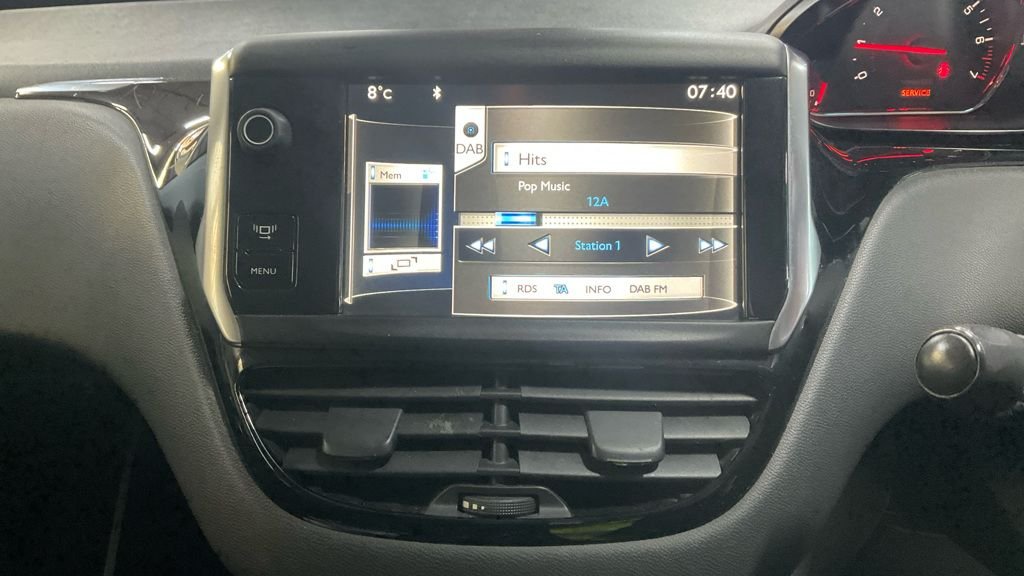 Used Peugeot 208 2014 for sale - 78181560: Photo 11